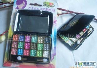 從內(nèi)貿(mào)暢銷到外貿(mào)藍(lán)海 十八色眼影如何在家居家具領(lǐng)域跨界綻放